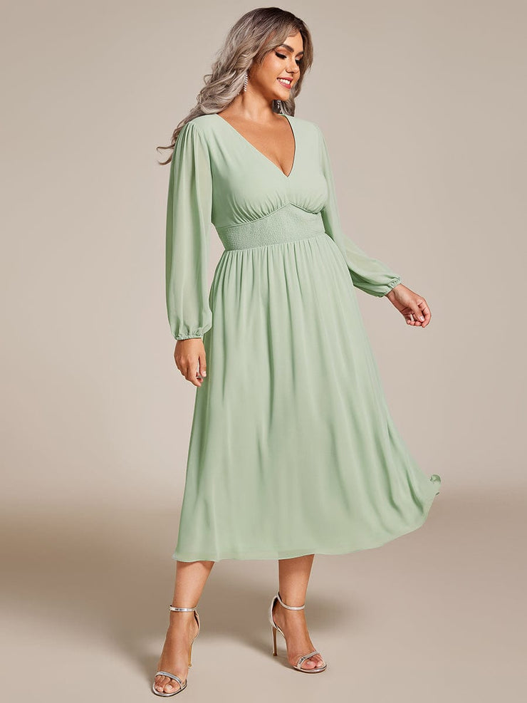 Plus Size Elegant V Neck Long Sleeves Midi Wedding Guest Dress