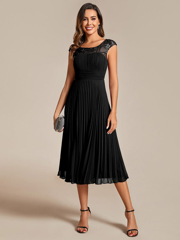 Cap Sleeves Chiffon A-Line Wedding Guest Dress with Pleats and Round Neckline