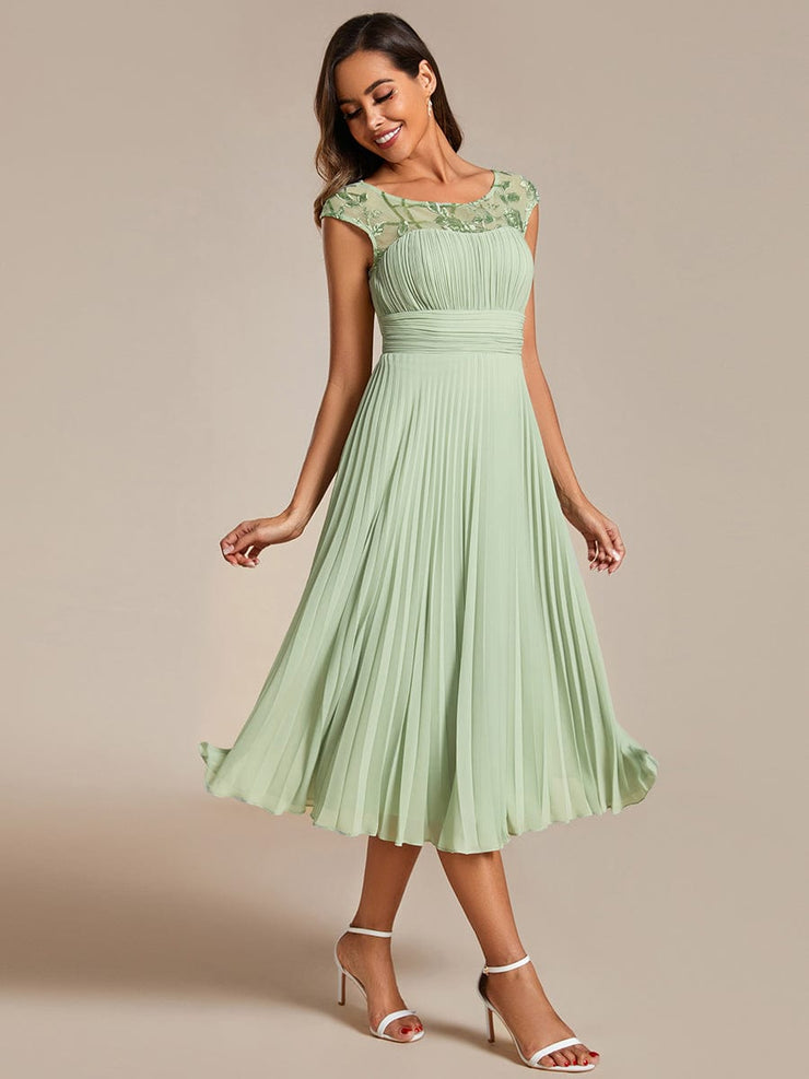 Cap Sleeves Chiffon A-Line Wedding Guest Dress with Pleats and Round Neckline