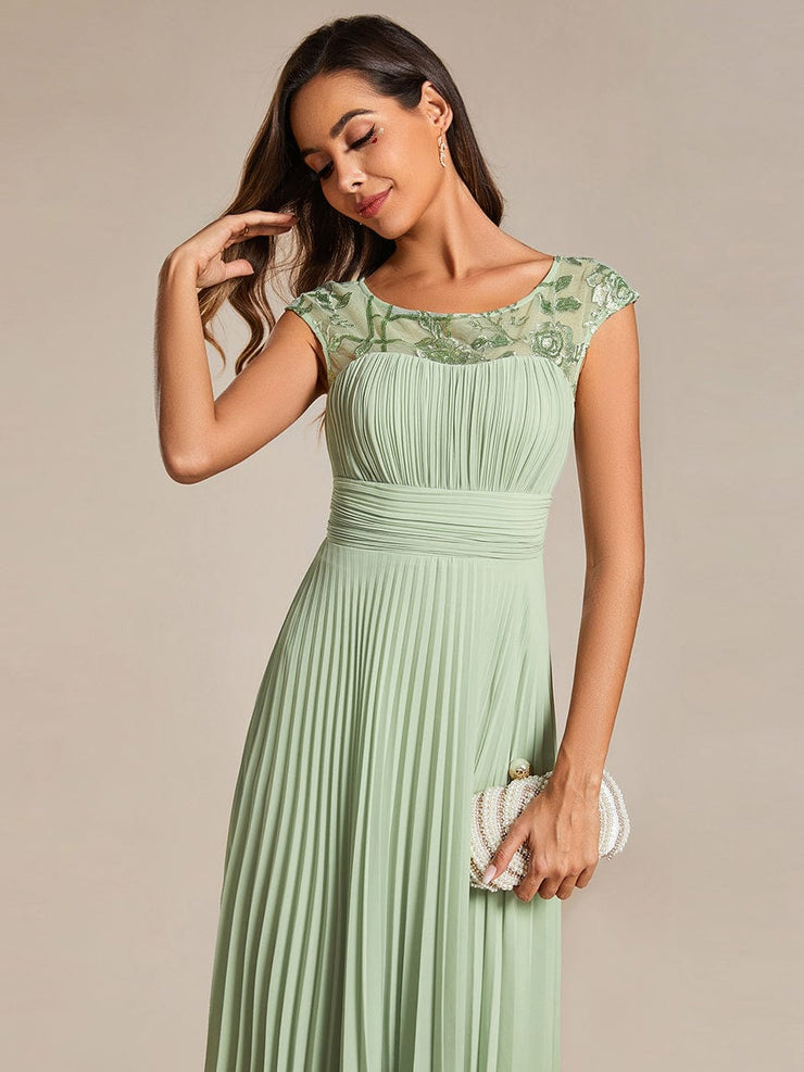 Cap Sleeves Chiffon A-Line Wedding Guest Dress with Pleats and Round Neckline