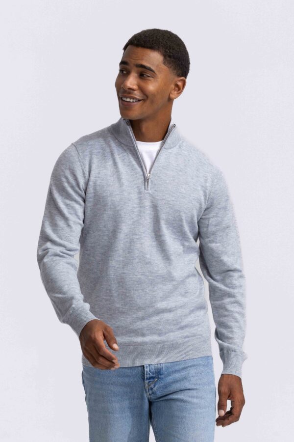 quarter zip grey sweater