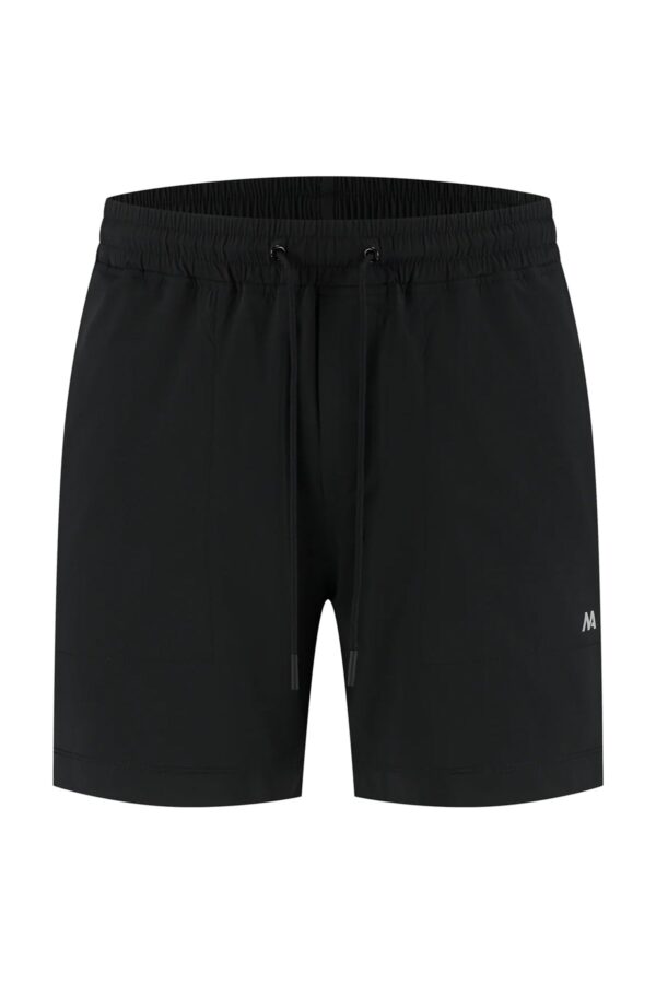 active shorts black