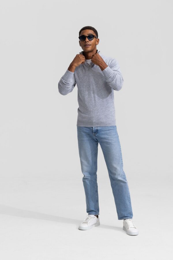 quarter zip grey sweater