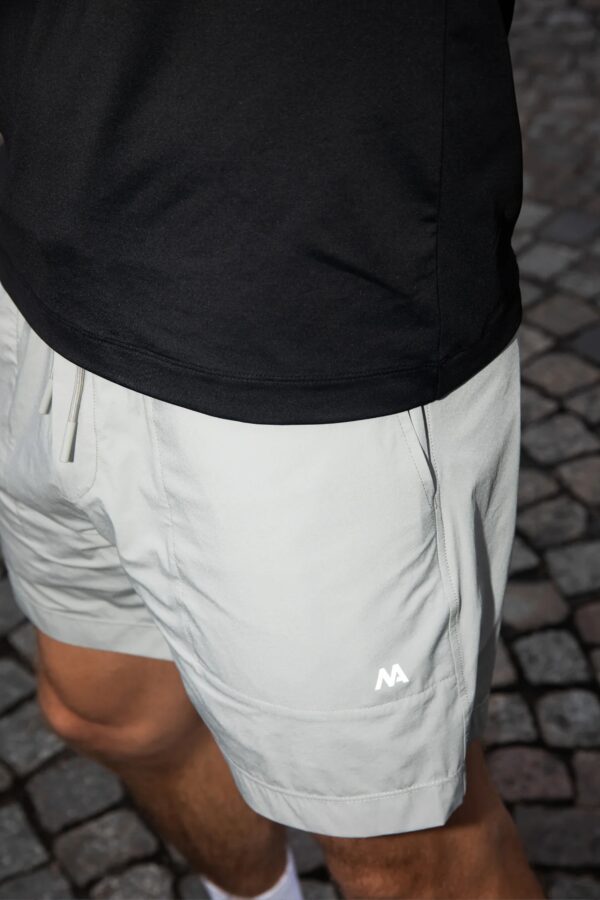 active shorts grey